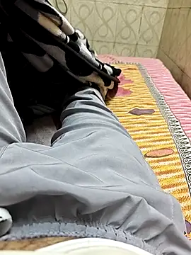 Snapshot of faaseel chatting on 11-16-25, 06:02 faaseel online show from 11-16-25, 06:02