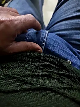 Snapshot of faaseel chatting on 02-04-26, 10:10 faaseel online show from 02-04-26, 10:10