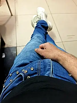 Snapshot of faaseel chatting on 02-12-26, 06:41 faaseel online show from 02-12-26, 06:41