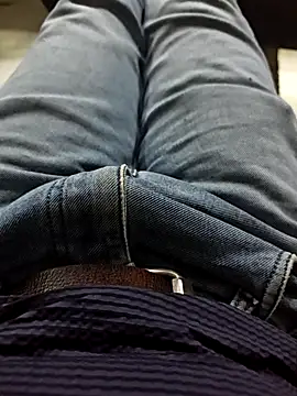 Snapshot of faaseel chatting on 02-14-26, 01:30 faaseel online show from 02-14-26, 01:30