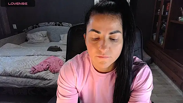 Aria Dl online show from 11-22-25, 11:09