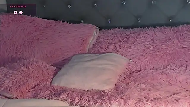 Miah hilton2 online show from 02-04-25, 12:29