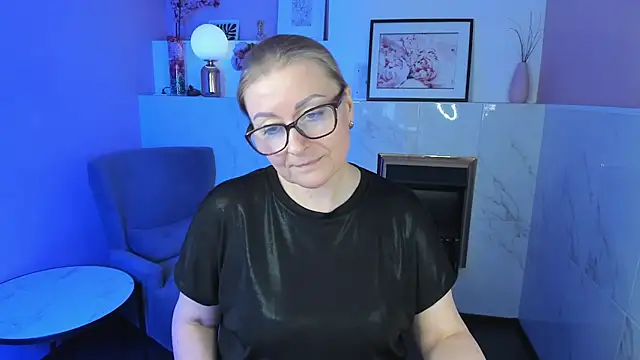 AlexandraKind online show from 03-15-25, 04:54