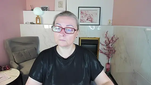 AlexandraKind online show from 09-13-25, 01:33