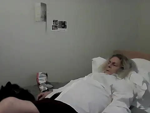 housewife shantie online show from 02-01-26, 11:53