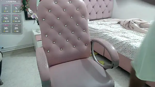 elly willis online show from 12-19-24, 10:24