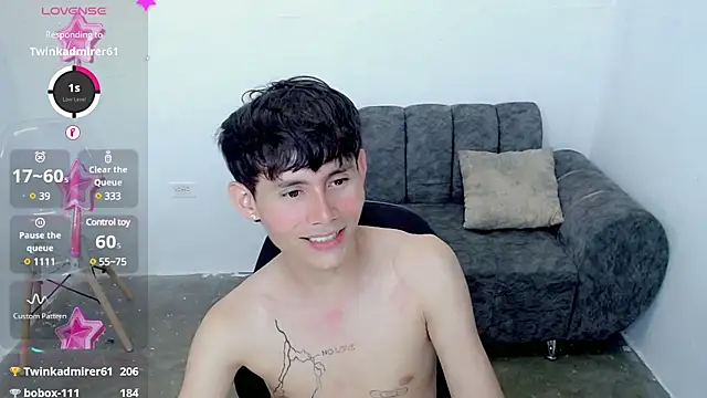 tanjiro cute online show from 12-23-24, 06:33