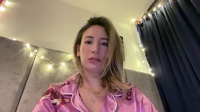 Gabby cruz  online show from 12-06-24, 03:08