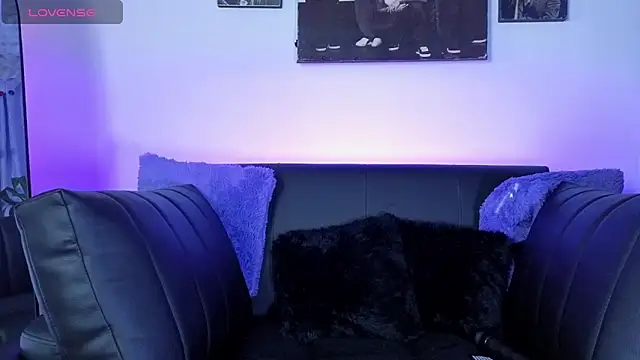 Alisson Wynter online show from 04-07-26, 03:18