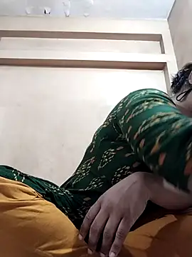 Magical Girl- online show from 11-23-25, 03:28