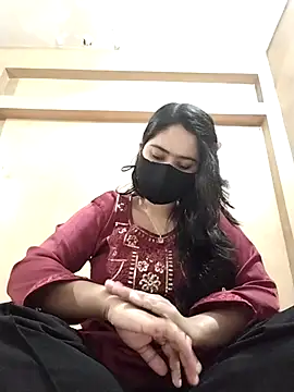 Magical Girl- online show from 11-30-25, 04:16