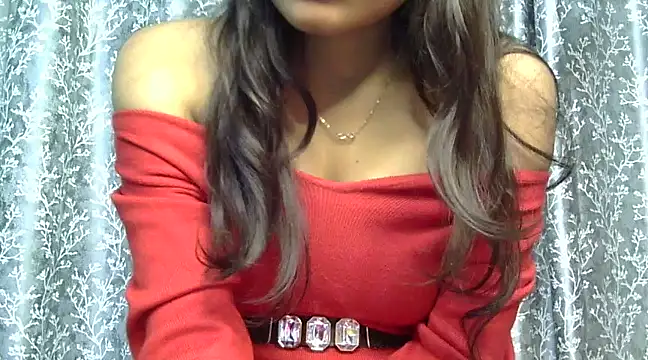 Snapshot of BB_sexy_ chatting on 01-15-25, 11:32 BB sexy online show from 01-15-25, 11:32