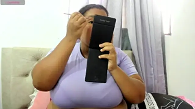 macarenaawills online show from 04-22-26, 04:19