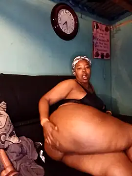 curvyloneah75 online show from 09-20-25, 03:18