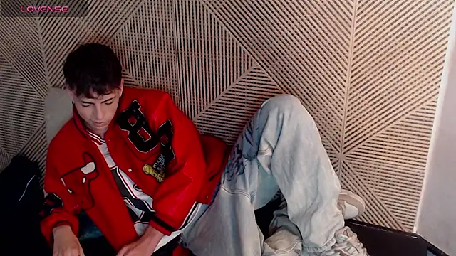 Snapshot of MattiDeLuca chatting on 02-20-25, 03:52 MattiDeLuca online show from 02-20-25, 03:52