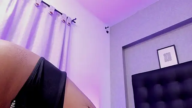 Snapshot of MeleekXXX_ chatting on 02-27-25, 10:53 MeleekXXX online show from 02-27-25, 10:53