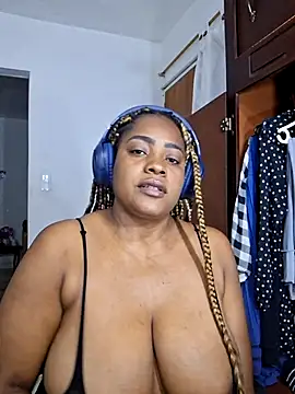 Snapshot of GoddessCarrie chatting on 09-30-25, 03:22 GoddessCarrie online show from 09-30-25, 03:22