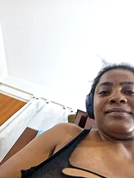 Snapshot of GoddessCarrie chatting on 11-15-25, 06:00 GoddessCarrie online show from 11-15-25, 06:00