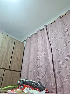 Snapshot of GoddessCarrie chatting on 12-03-25, 05:37 GoddessCarrie online show from 12-03-25, 05:37