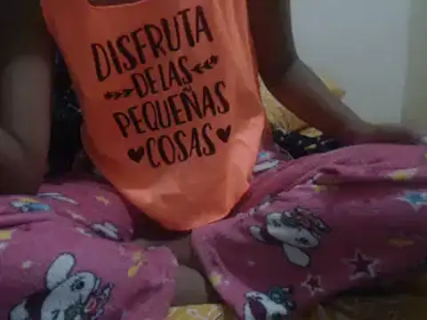 Snapshot of Nolimtslove chatting on 12-04-24, 10:35 Nolimtslove online show from 12-04-24, 10:35