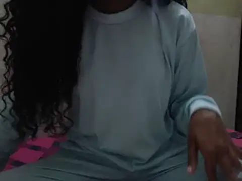 Snapshot of Nolimtslove chatting on 12-16-24, 11:50 Nolimtslove online show from 12-16-24, 11:50