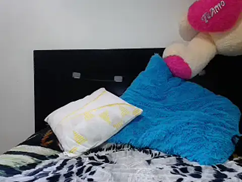 Snapshot of princehermosa44 chatting on 02-12-25, 02:10 princehermosa44 online show from 02-12-25, 02:10