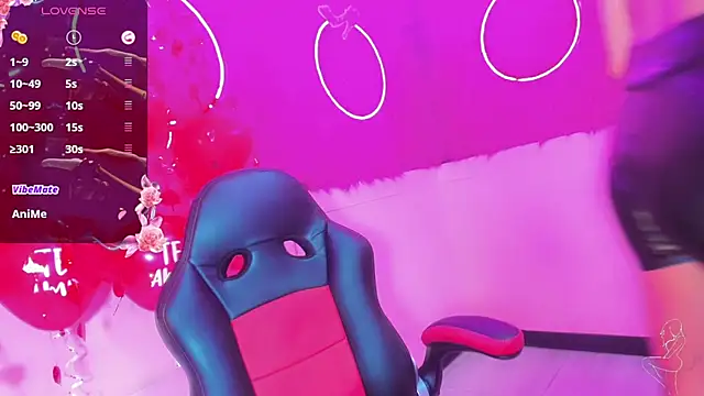 Snapshot of Alessa_mullen chatting on 02-14-25, 12:57 Alessa mullen online show from 02-14-25, 12:57