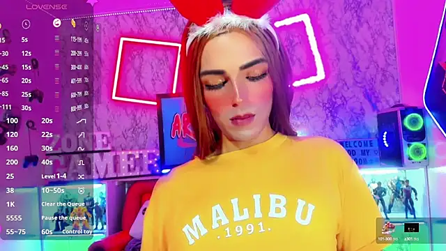 Snapshot of Alessa_mullen chatting on 02-21-25, 09:45 Alessa mullen online show from 02-21-25, 09:45