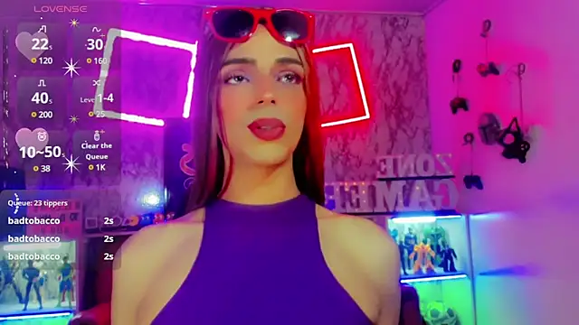 Snapshot of Alessa_mullen chatting on 03-19-25, 02:48 Alessa mullen online show from 03-19-25, 02:48