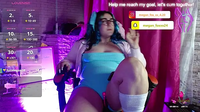 Snapshot of Meg4n_420 chatting on 03-07-25, 07:30 Meg4n 420 online show from 03-07-25, 07:30