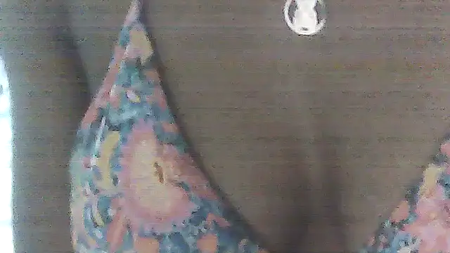 Fariana01 online show from 04-28-26, 02:27