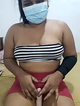 Snapshot of Masha_123 chatting on 02-20-26, 07:10 Masha 123 online show from 02-20-26, 07:10