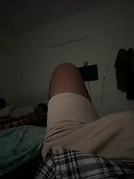 Snapshot of aprivateguy chatting on 02-23-25, 01:46 aprivateguy online show from 02-23-25, 01:46