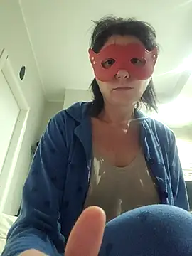 Vagabondainnamorata online show from 11-21-25, 04:00