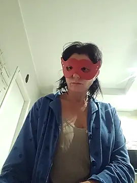 Vagabondainnamorata online show from 12-14-25, 03:34