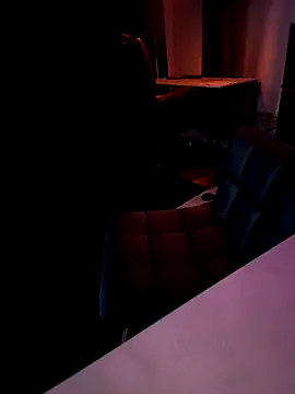 Snapshot of Bignc chatting on 11-04-25, 02:10 Bignc online show from 11-04-25, 02:10