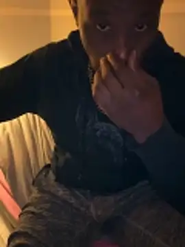 Snapshot of Bignc chatting on 02-05-26, 11:31 Bignc online show from 02-05-26, 11:31