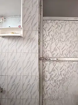 surabhi09 online show from 11-21-25, 02:10