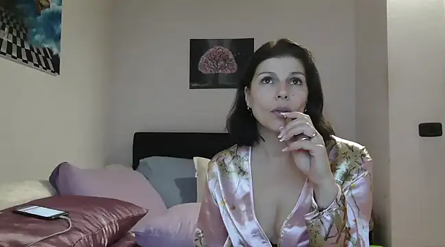 Snapshot of MISXY chatting on 01-16-25, 07:52 MISXY online show from 01-16-25, 07:52