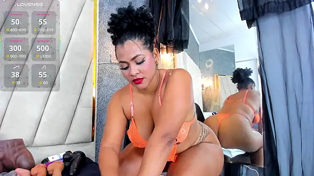 Madison-Diaz online show from 03-07-25, 06:33