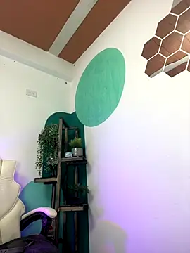 LollaByer online show from 11-20-25, 09:03