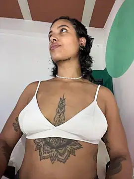 LollaByer online show from 04-17-26, 09:07