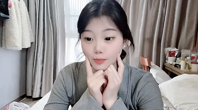 yangyang-1115 online show from 02-10-25, 09:58