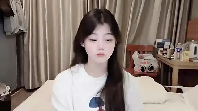 yangyang-1115 online show from 02-17-25, 12:38