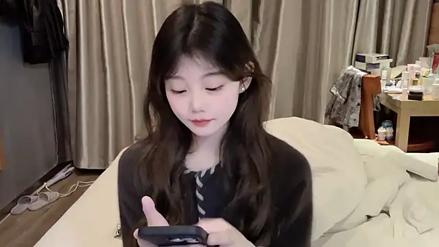 yangyang-1115 online show from 03-01-25, 02:02