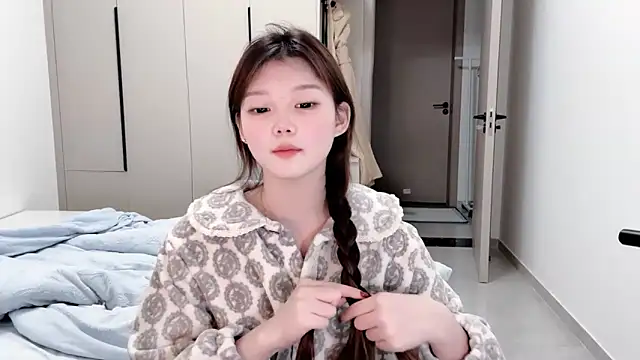 yangyang-1115 online show from 10-27-25, 12:53