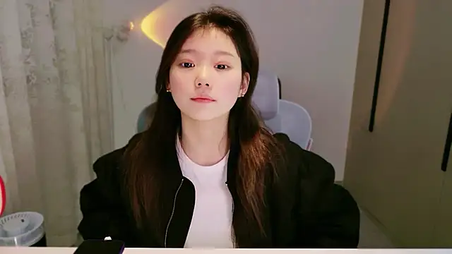 yangyang-1115 online show from 12-05-25, 04:43