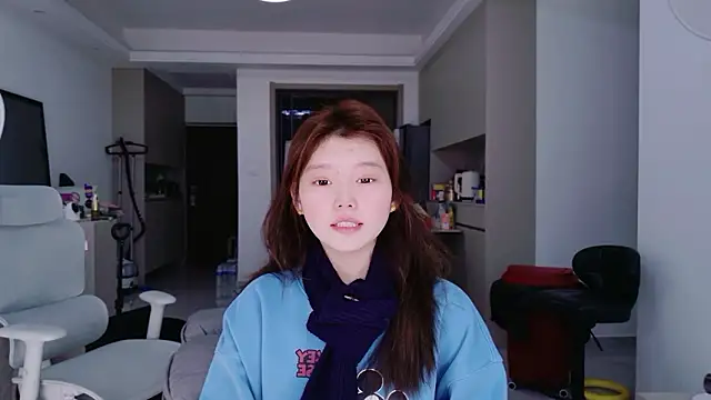 Snapshot of yangyang-1115 chatting on 01-17-26, 05:23 yangyang-1115 online show from 01-17-26, 05:23