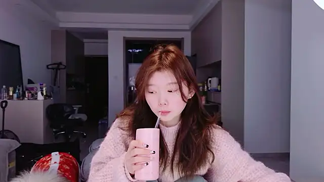 Snapshot of yangyang-1115 chatting on 01-19-26, 05:33 yangyang-1115 online show from 01-19-26, 05:33