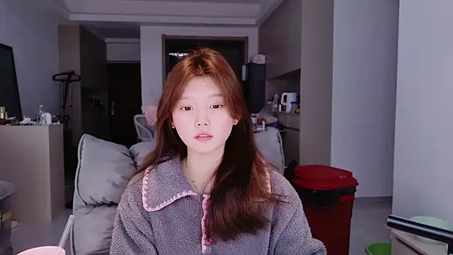 Snapshot of yangyang-1115 chatting on 02-07-26, 01:15 yangyang-1115 online show from 02-07-26, 01:15